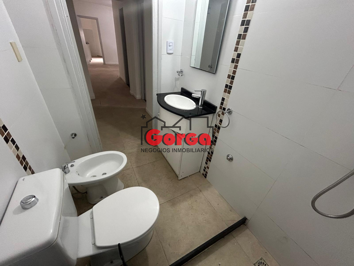 Casa ID.478 - Oportunidad! Casa en zona con todos los servicios brindando comodidades en el día a día