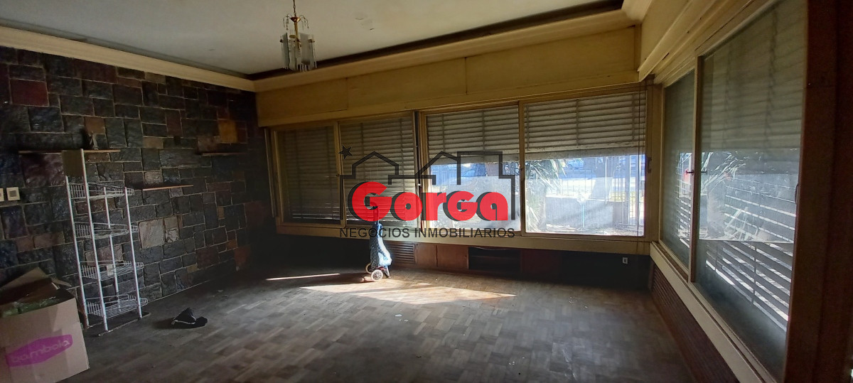 Casa ID.385 - Padrón único sobre Br Artigas casi Gral Flores