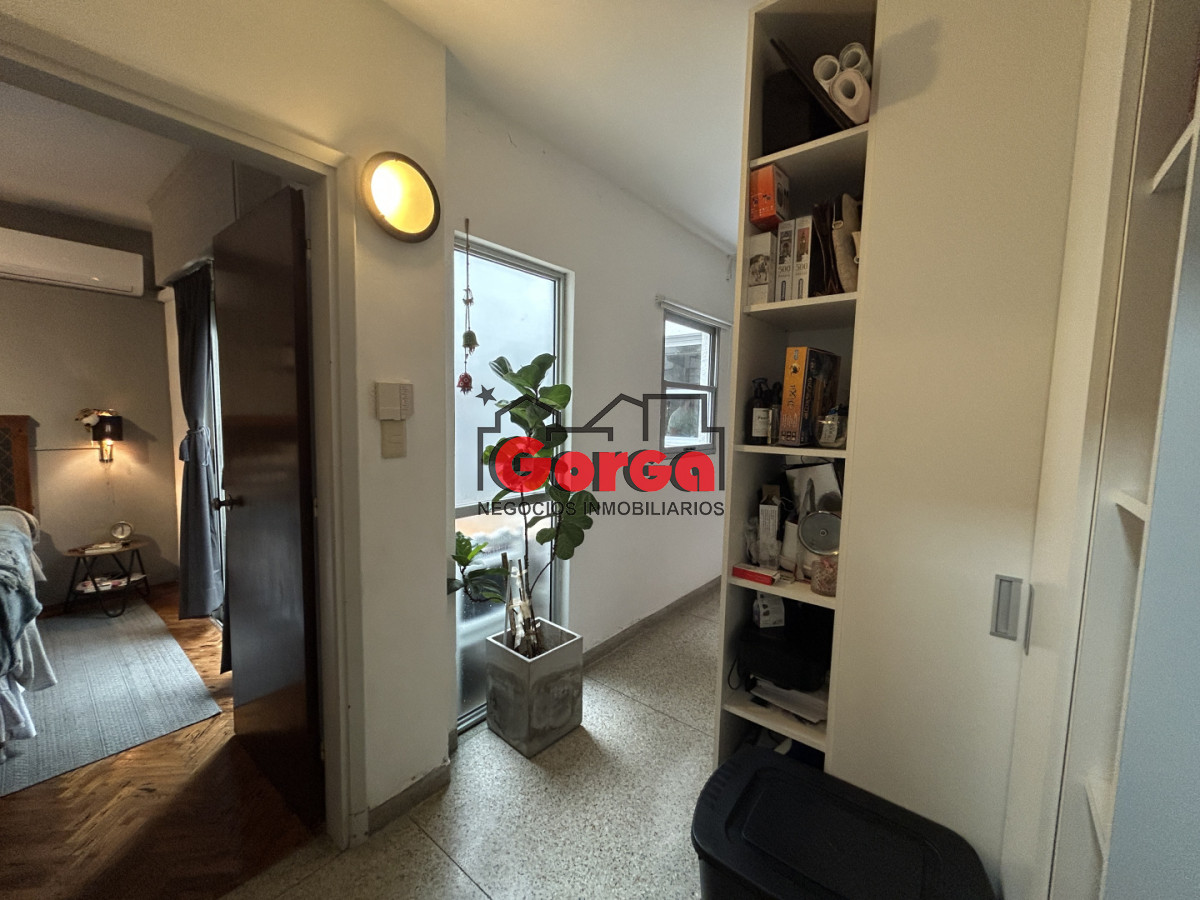 Casa ID.573 - Excelente casa en PB, sobre Acevedo Díaz y Cagancha