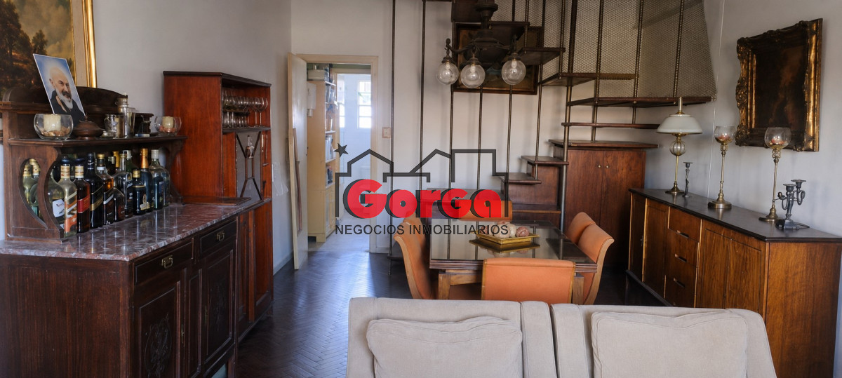 Casa ID.595 - Sobre Br. Artigas, próx. Canal 5
