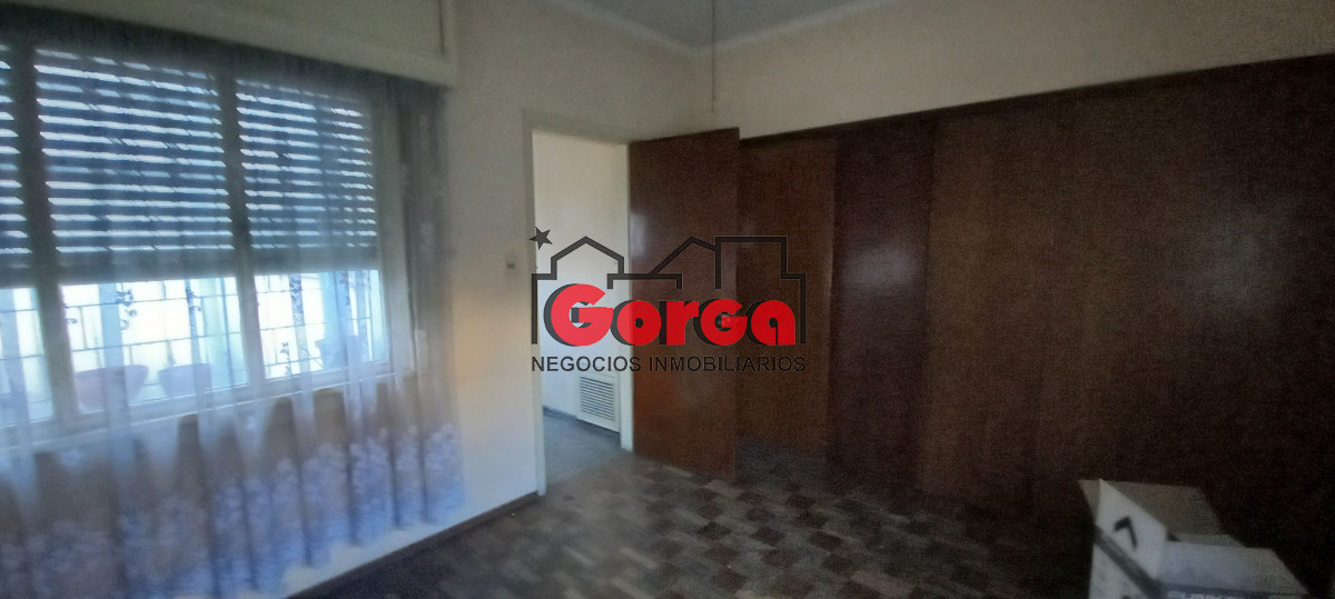 Casa ID.385 - Padrón único sobre Br Artigas casi Gral Flores