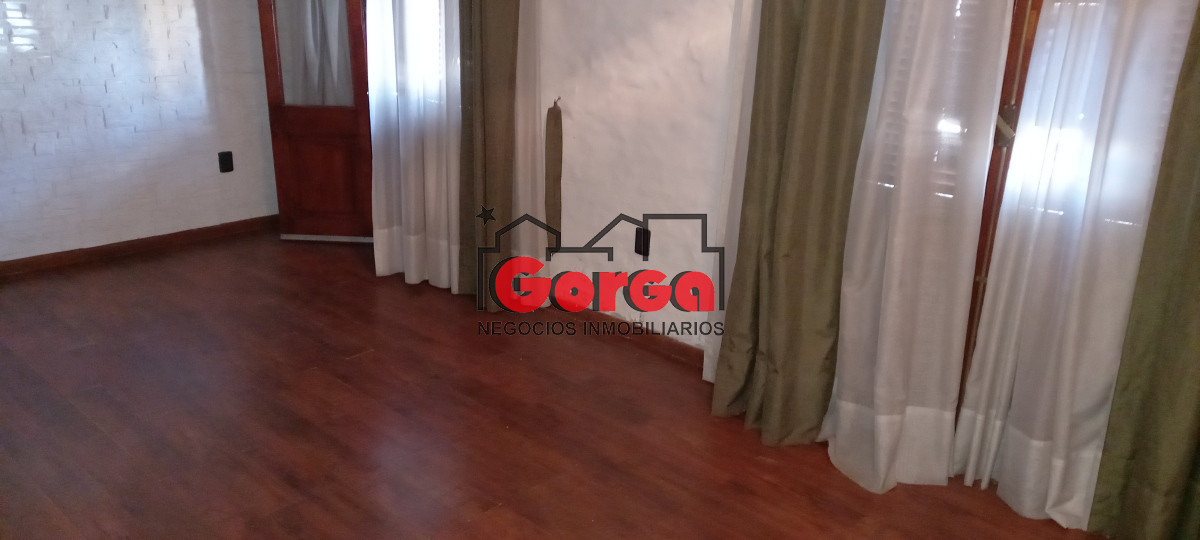 Casa ID.523 - Casa esquina sobre Marcelino Sosa y Antonio Machado
