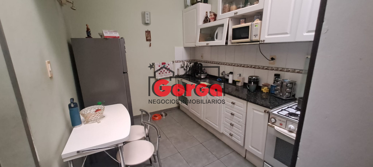 Casa ID.585 - Preciosa! Casa en P.A sobre Br. Artigas y Garibaldi