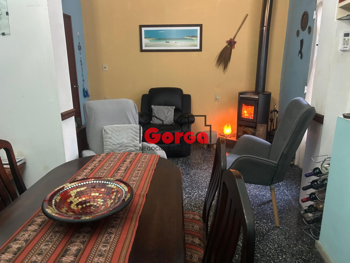Casa ID.599 - Muy linda! Ideal para dos familias o renta