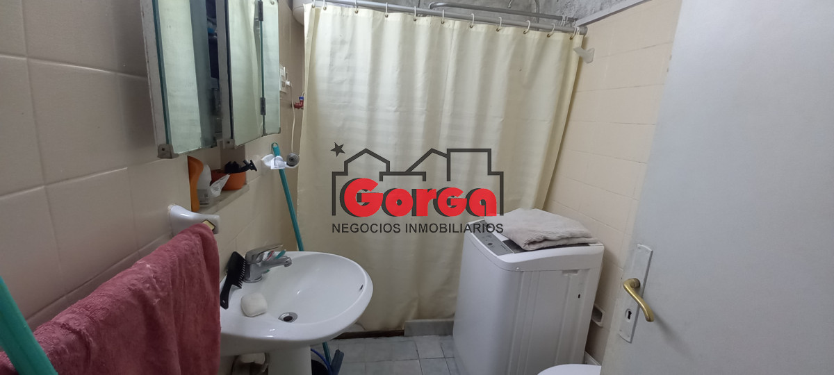 Casa ID.543 - Sobre Jujuy a una cuadra de Agraciada y Suárez