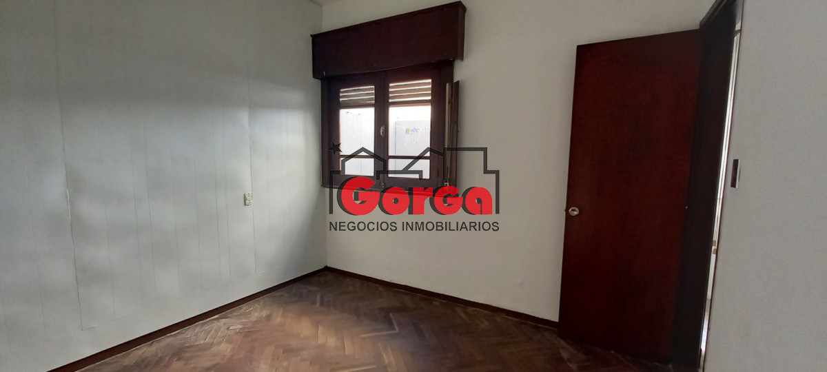 Casa ID.557 - Coquimbo y Defensa, casa en PB en alquiler
