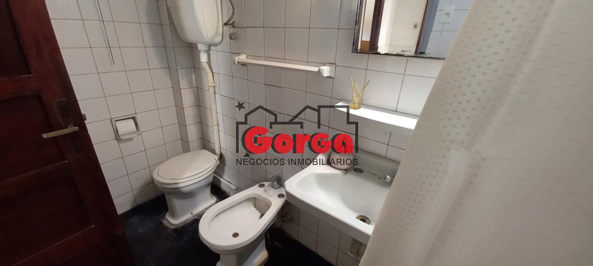 Casa ID.557 - Coquimbo y Defensa, casa en PB en alquiler