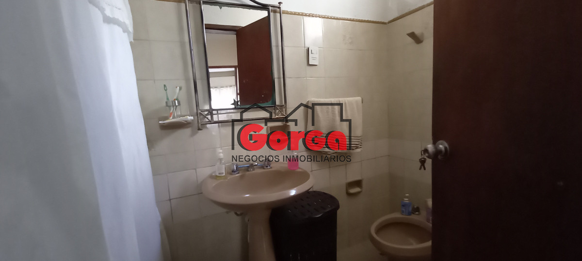 Casa ID.483 - Hermosa casa en Carrasquito de Canal 5, Juan Cabal y Arrieta