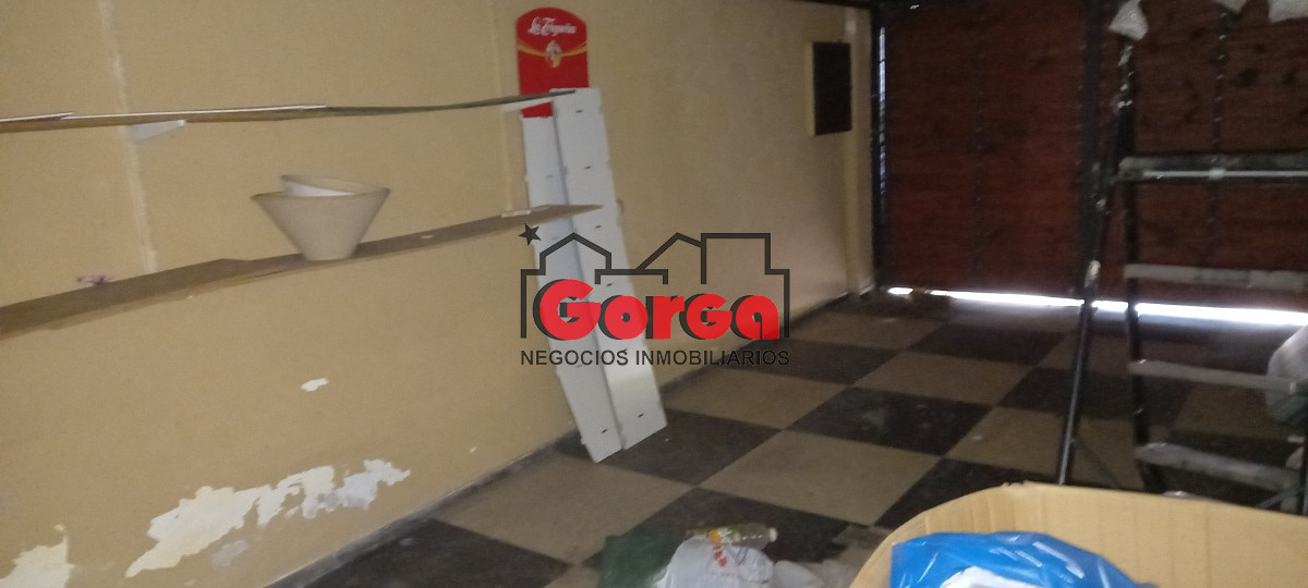 Casa ID.385 - Padrón único sobre Br Artigas casi Gral Flores