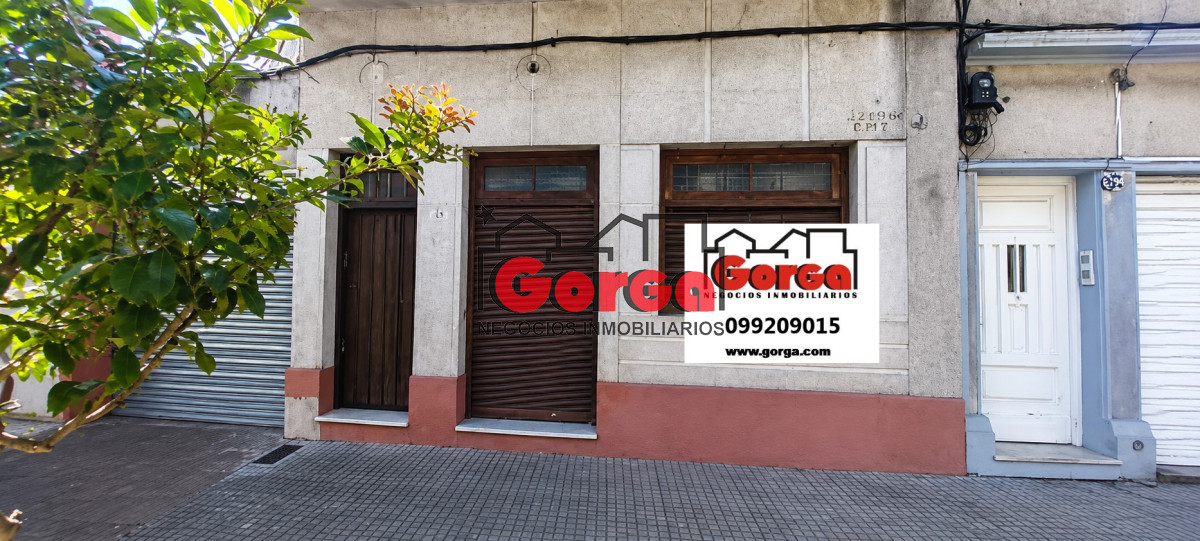 Casa ID.518 - Padrón único sobre Acevedo Díaz esquina Martín García