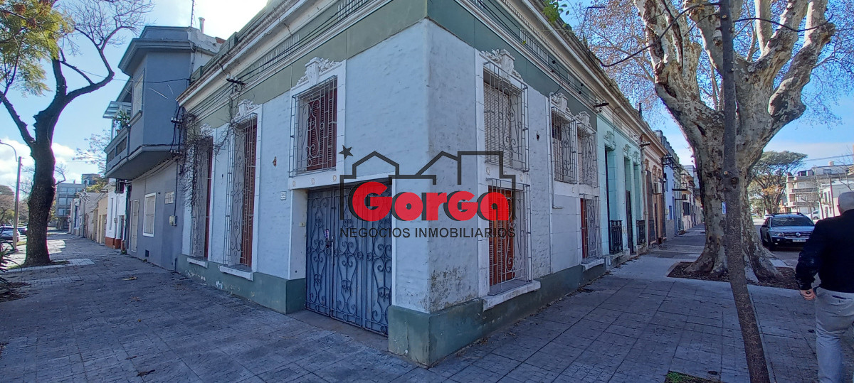 Casa ID.523 - Casa esquina sobre Marcelino Sosa y Antonio Machado