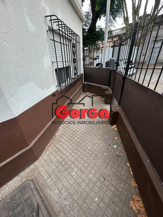 Casa ID.478 - Oportunidad! Casa en zona con todos los servicios brindando comodidades en el día a día