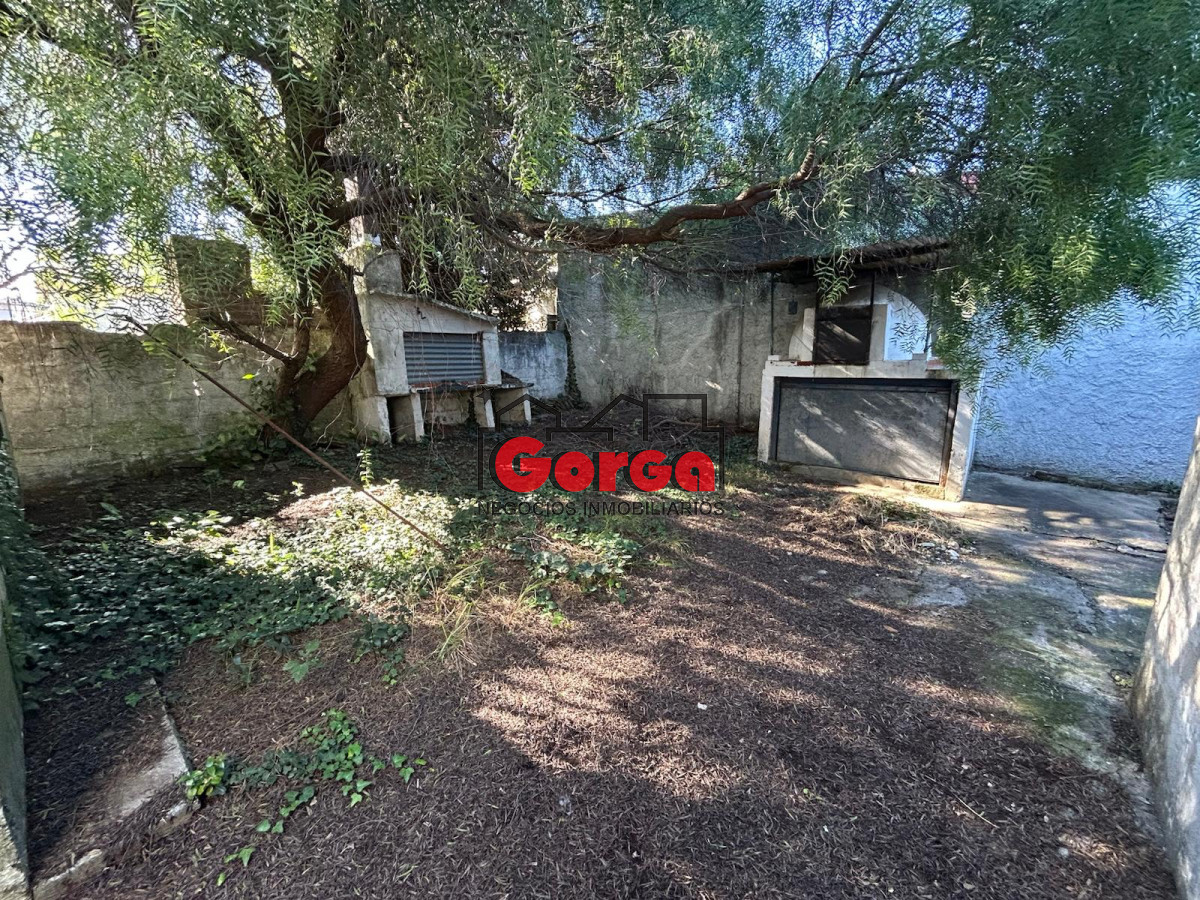 Casa ID.486 - Sobre Yucatan, casa en padrón único, excelente desahogo 