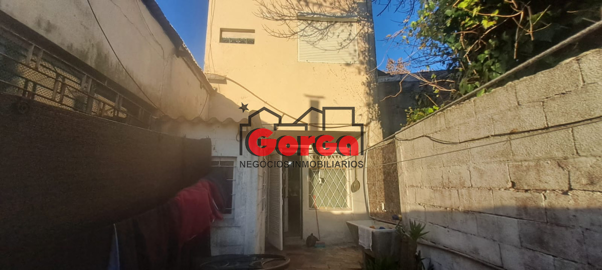 Casa ID.506 - Sobre Ramón Márquez y Gral Acha