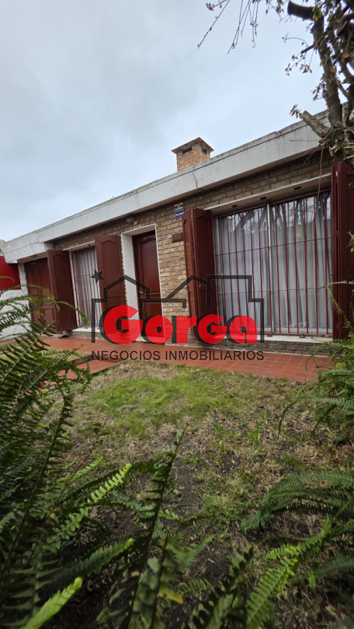 Casa ID.598 - Exclusiva en la zona, próx. a Nuevo Centro Shopping
