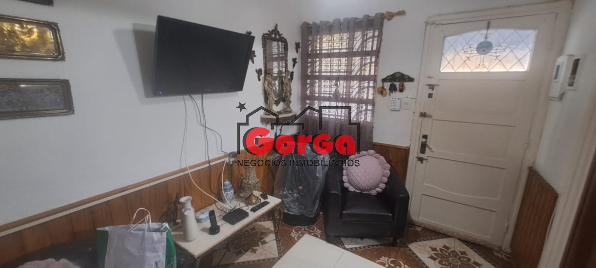 Casa ID.506 - Sobre Ramón Márquez y Gral Acha