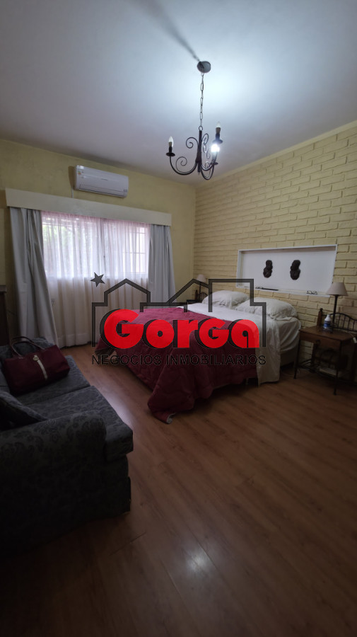 Casa ID.598 - Exclusiva en la zona, próx. a Nuevo Centro Shopping