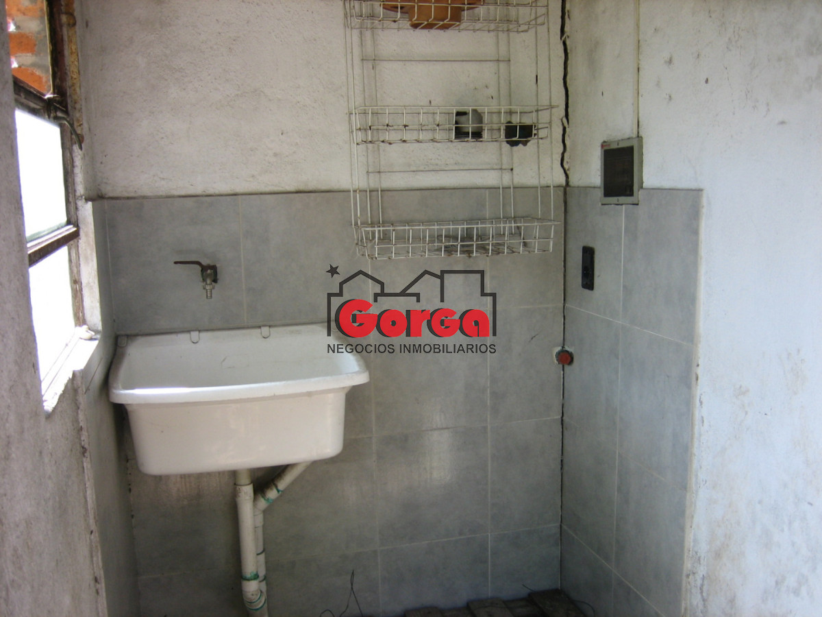 Casa ID.565 - Sobre Carabelas casi Fomento 