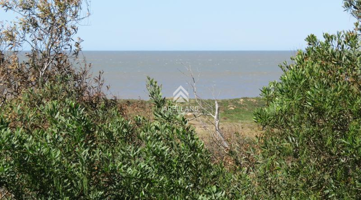 Terreno ID.3499 - Vendo terreno en Ocean Park 430m2
