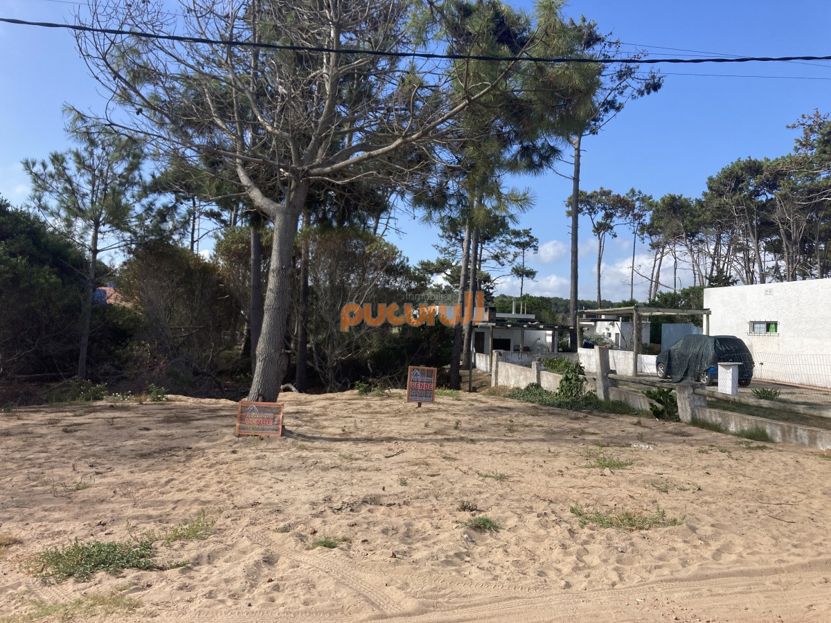Terreno ID.1867 - Vendo Terreno en la Rambla de Ocean Park