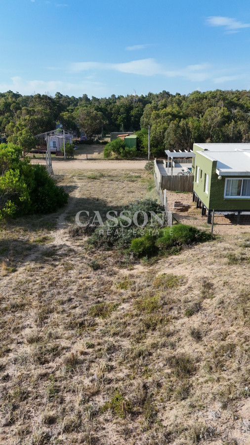 Terreno ID.3960 - Vendo en Primera Línea del Mar 2450 M2
