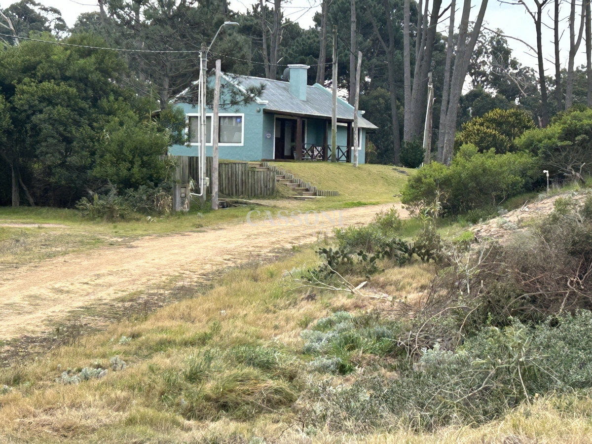 Terreno ID.2720 - Vendemos Terrenos (3) de 1366 M2 a 100 mts de la playa de Ocean Park