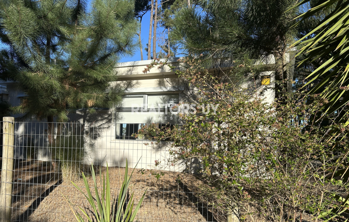 Casa ID.1096 - Vendemos Bellisima Casa en Ocean Park con vista a  Punta Ballena