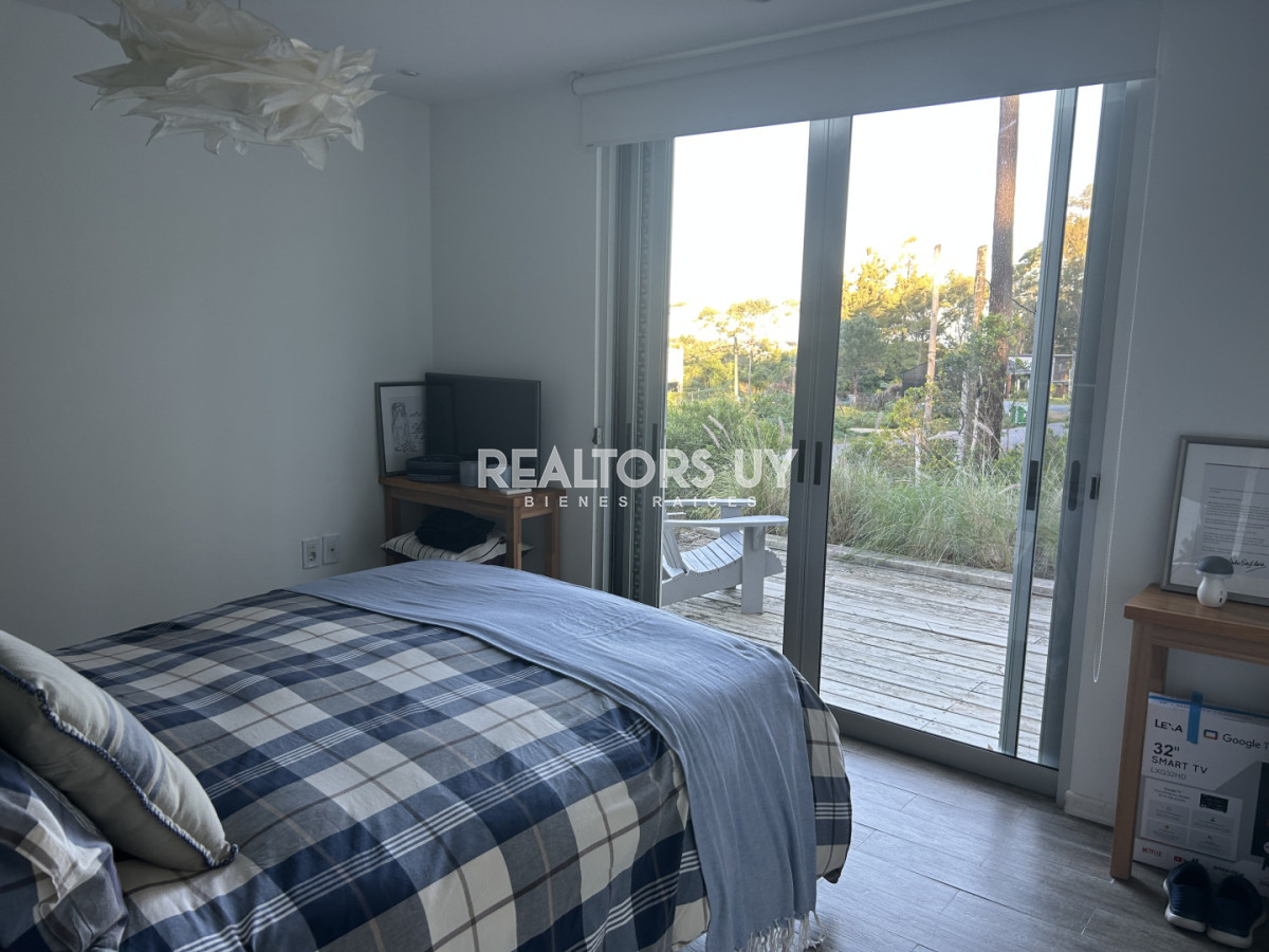 Casa ID.1096 - Vendemos Bellisima Casa en Ocean Park con vista a  Punta Ballena