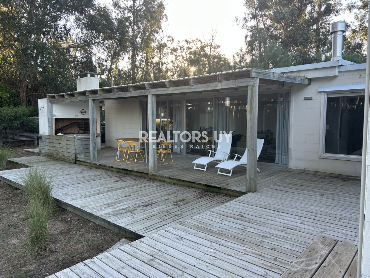 Casa ID.1096 - Vendemos Bellisima Casa en Ocean Park con vista a  Punta Ballena