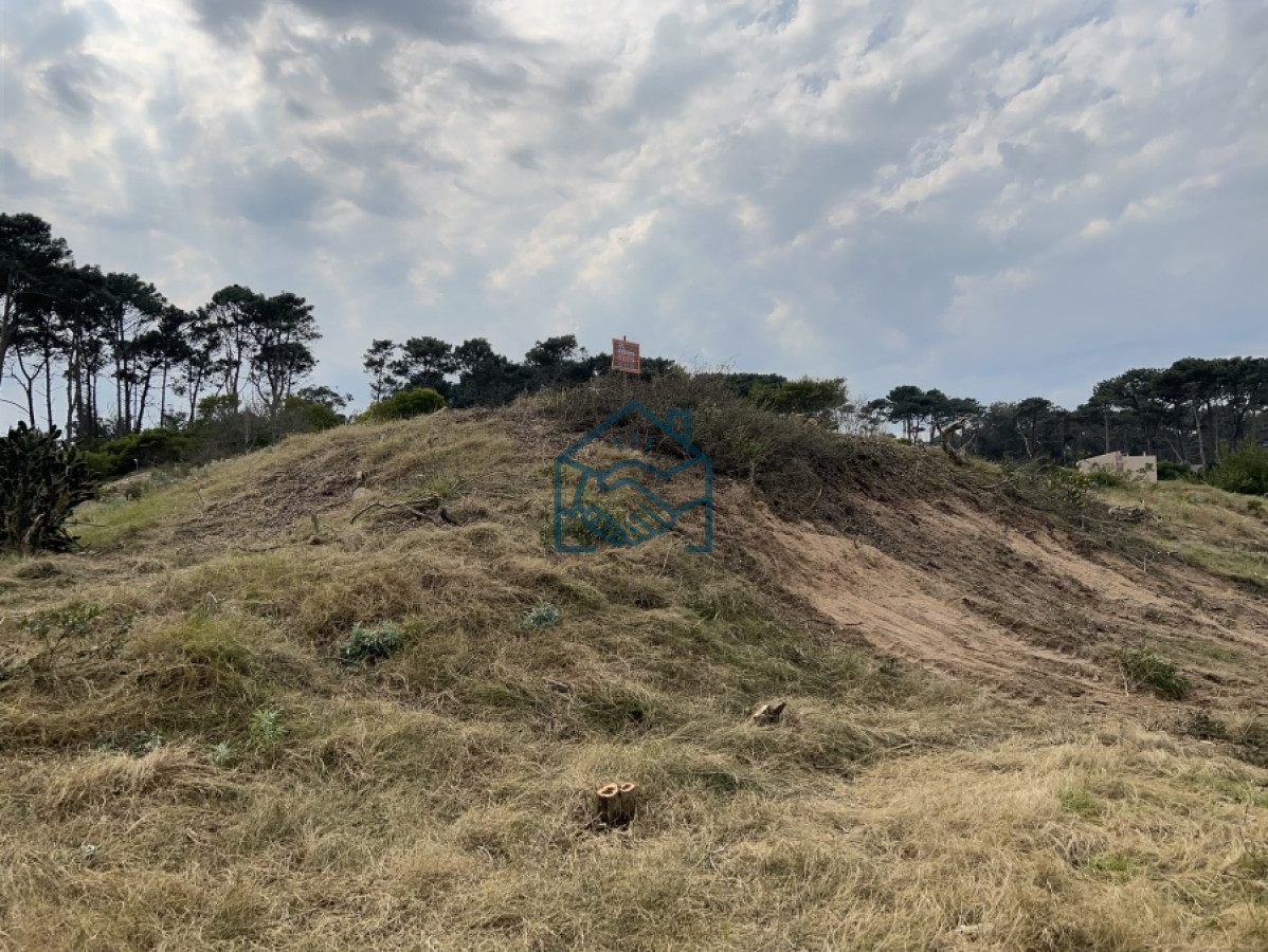 Terreno ID.1201/Vendemos-Terrenos-(3)-de-1366-M2-a-100-mts-de-la-playa-de-Ocean-Park - Vendemos Terrenos (3) de 1366 M2 a 100 mts de la playa de Ocean Park