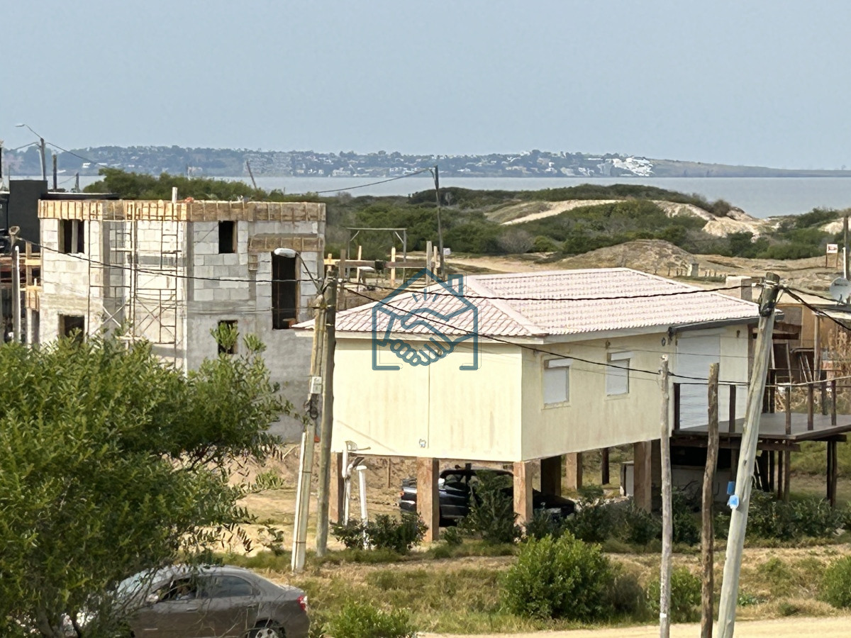 Terreno ID.1201/Vendemos-Terrenos-(3)-de-1366-M2-a-100-mts-de-la-playa-de-Ocean-Park - Vendemos Terrenos (3) de 1366 M2 a 100 mts de la playa de Ocean Park