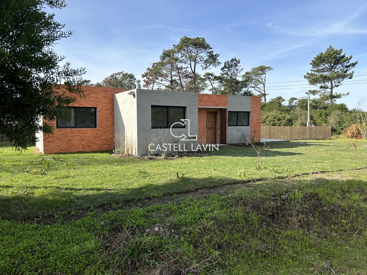 Casa ID.275 - Venta Casa 2 Dormitorios Financiamos  Ocean Park Punta Ballena