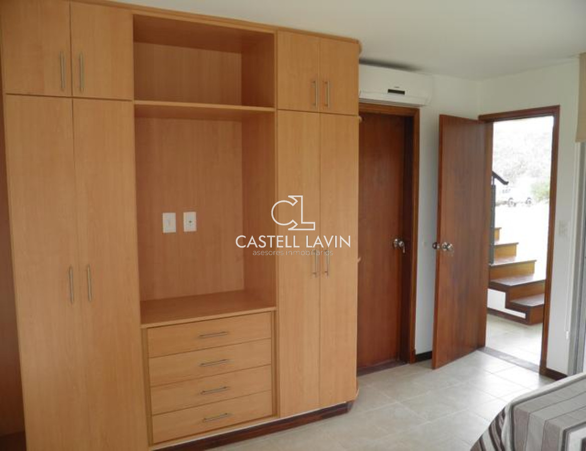 Casa ID.146 - Vendo Casa en la Playa de Ocean Park