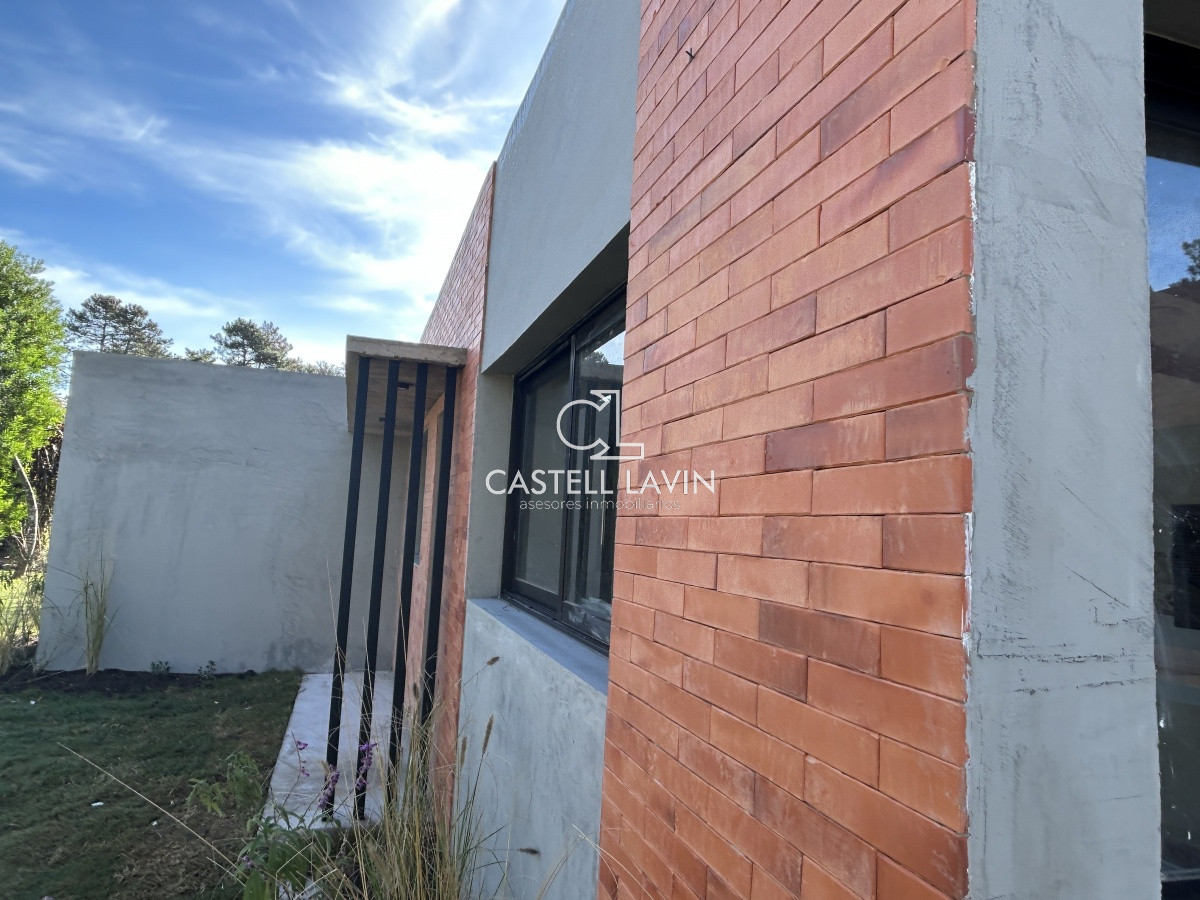 Casa ID.275 - Venta Casa 2 Dormitorios Financiamos  Ocean Park Punta Ballena