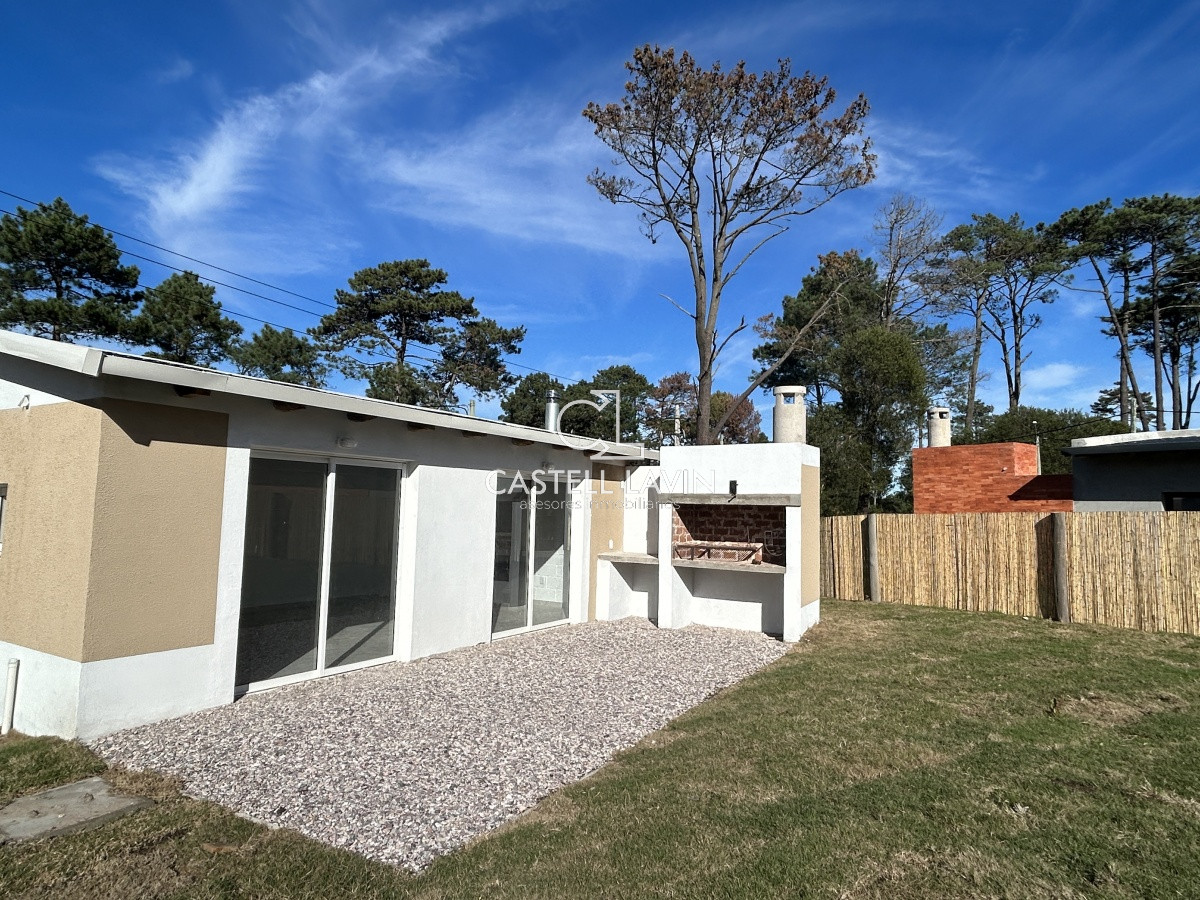 Casa ID.275 - Venta Casa 2 Dormitorios Financiamos  Ocean Park Punta Ballena