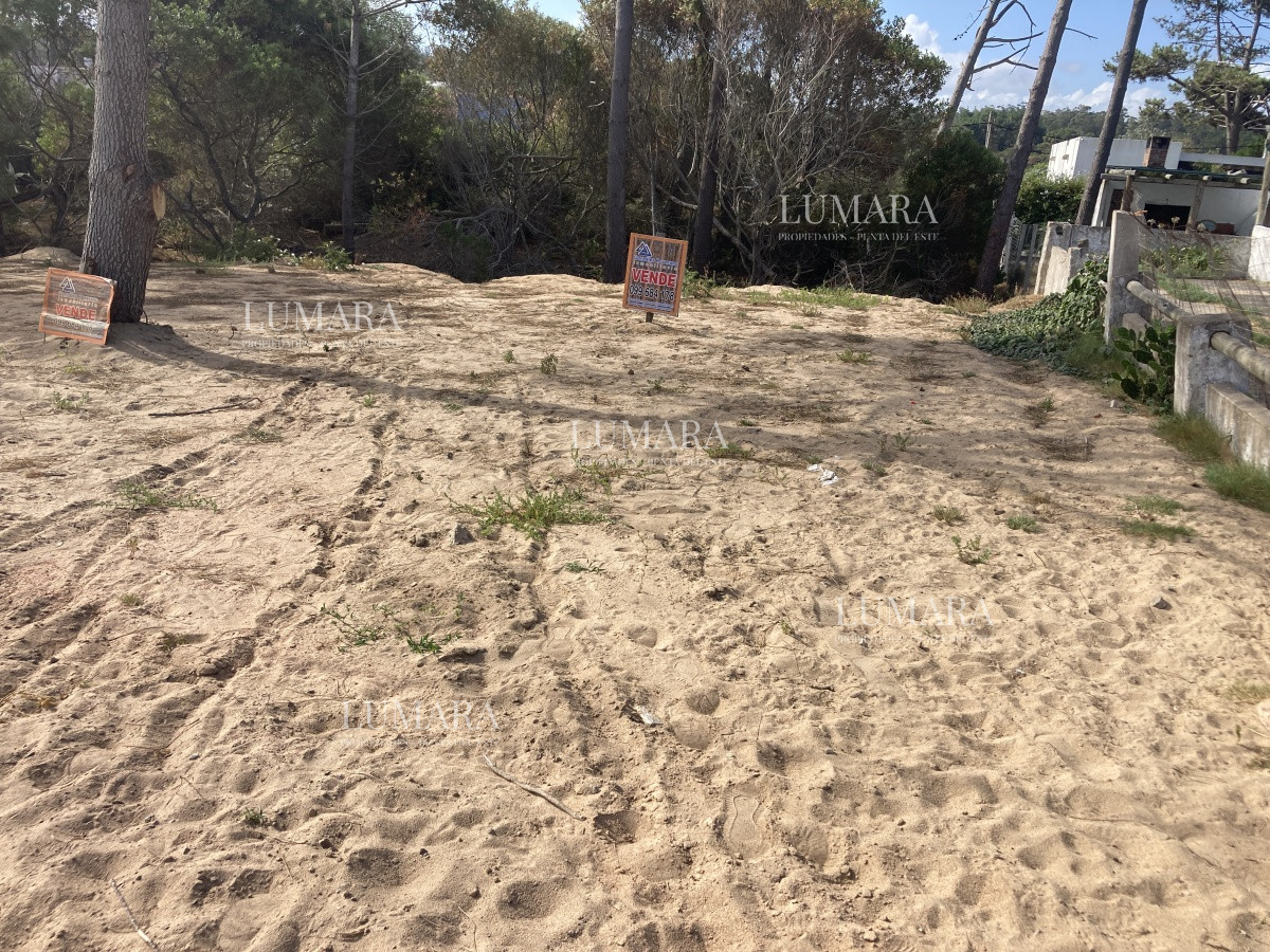 Terreno ID.2986 - Vendo Terreno en la Rambla de Ocean Park