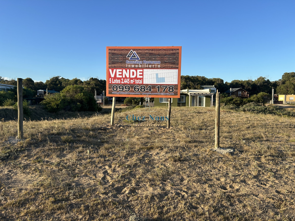 Terreno ID.423 - Vendo en Primera Línea del Mar 2450 M2