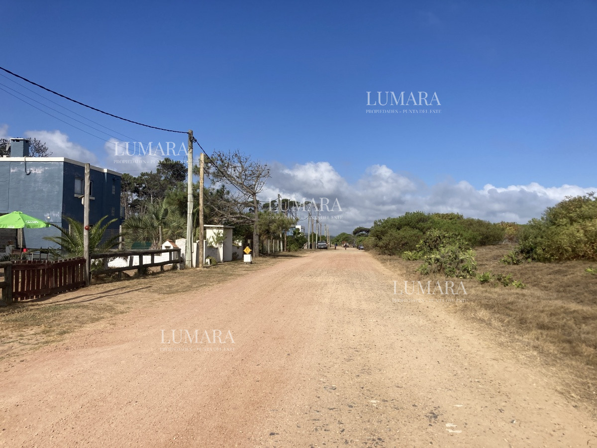 Terreno ID.2986 - Vendo Terreno en la Rambla de Ocean Park