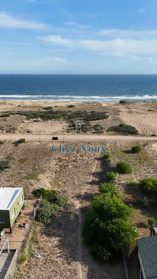 Terreno ID.423 - Vendo en Primera Línea del Mar 2450 M2
