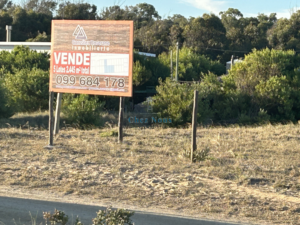 Terreno ID.423 - Vendo en Primera Línea del Mar 2450 M2