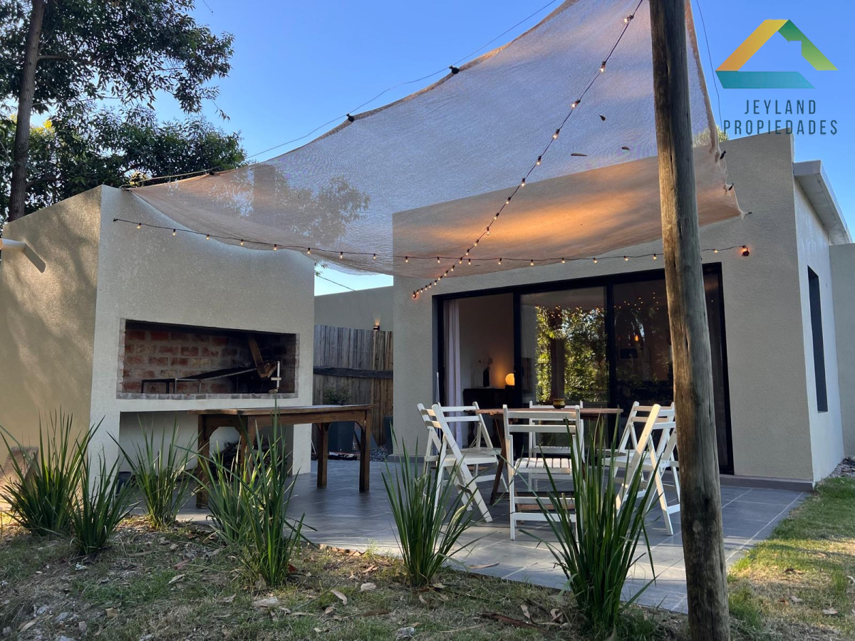 Casa ID.147 - SE VENDE CASA 2 DORM EN OCEAN PARK