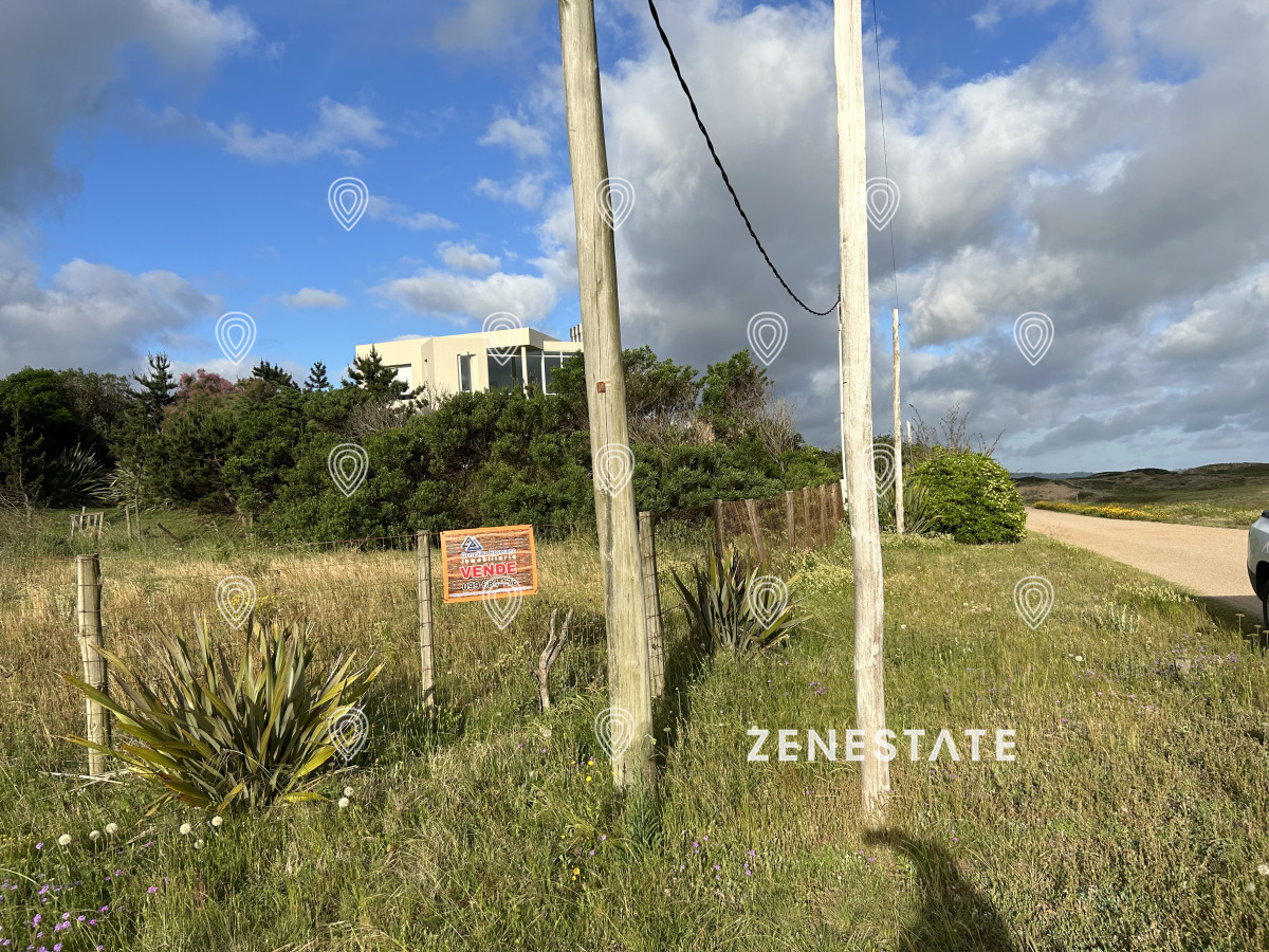 Vendemos espectacular terreno en rambla de Ocean Park - ZEN6414T