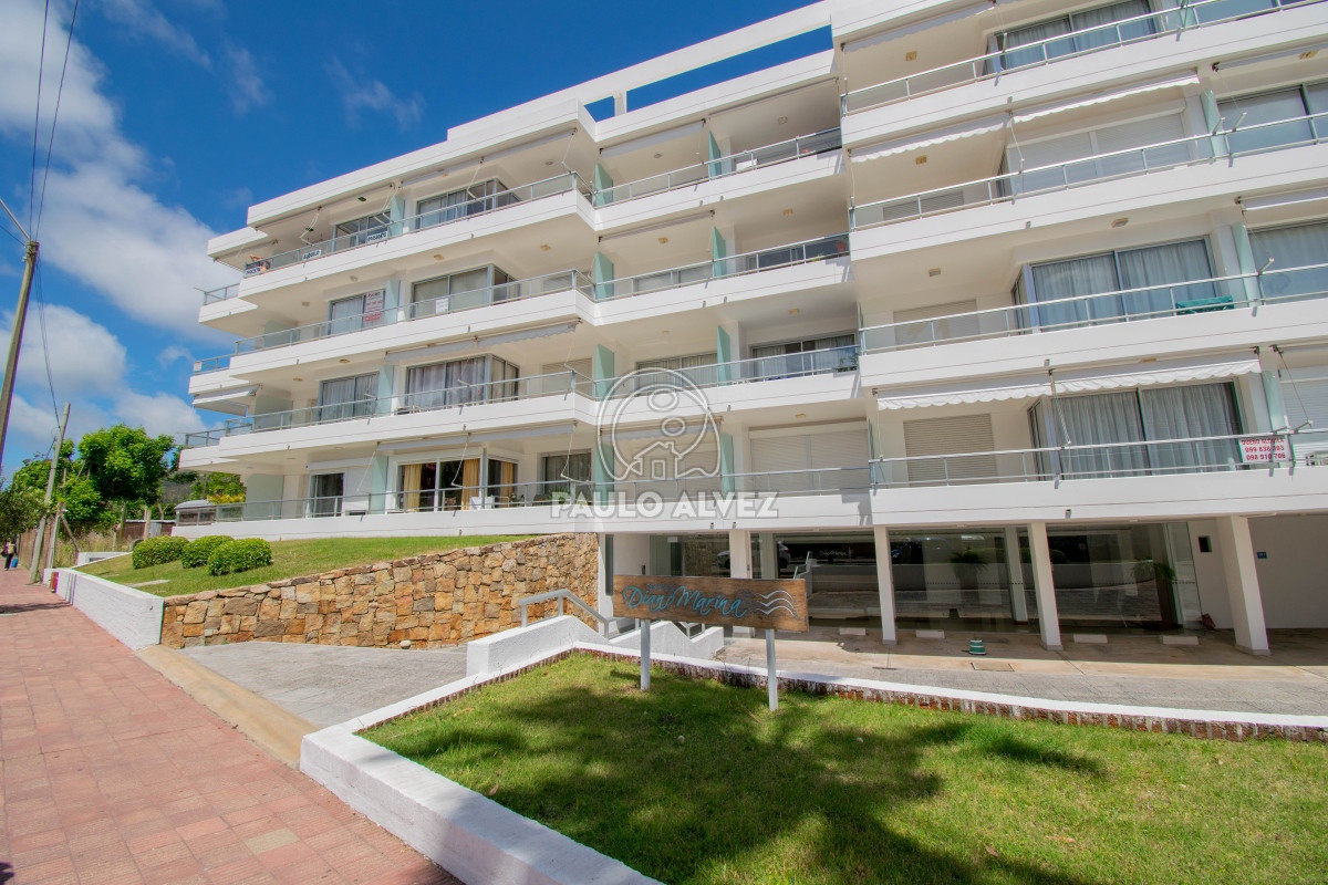 Diano Marino108 - Centro, con vista al mar. Con dos dormitorios, dos baños. 