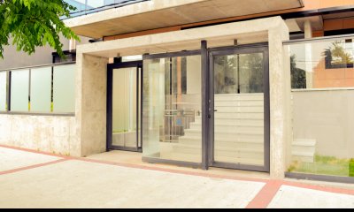 Gold lll - Apartamento en venta en centro de Piriápolis, zona serena, a pasos de todos los servicios.