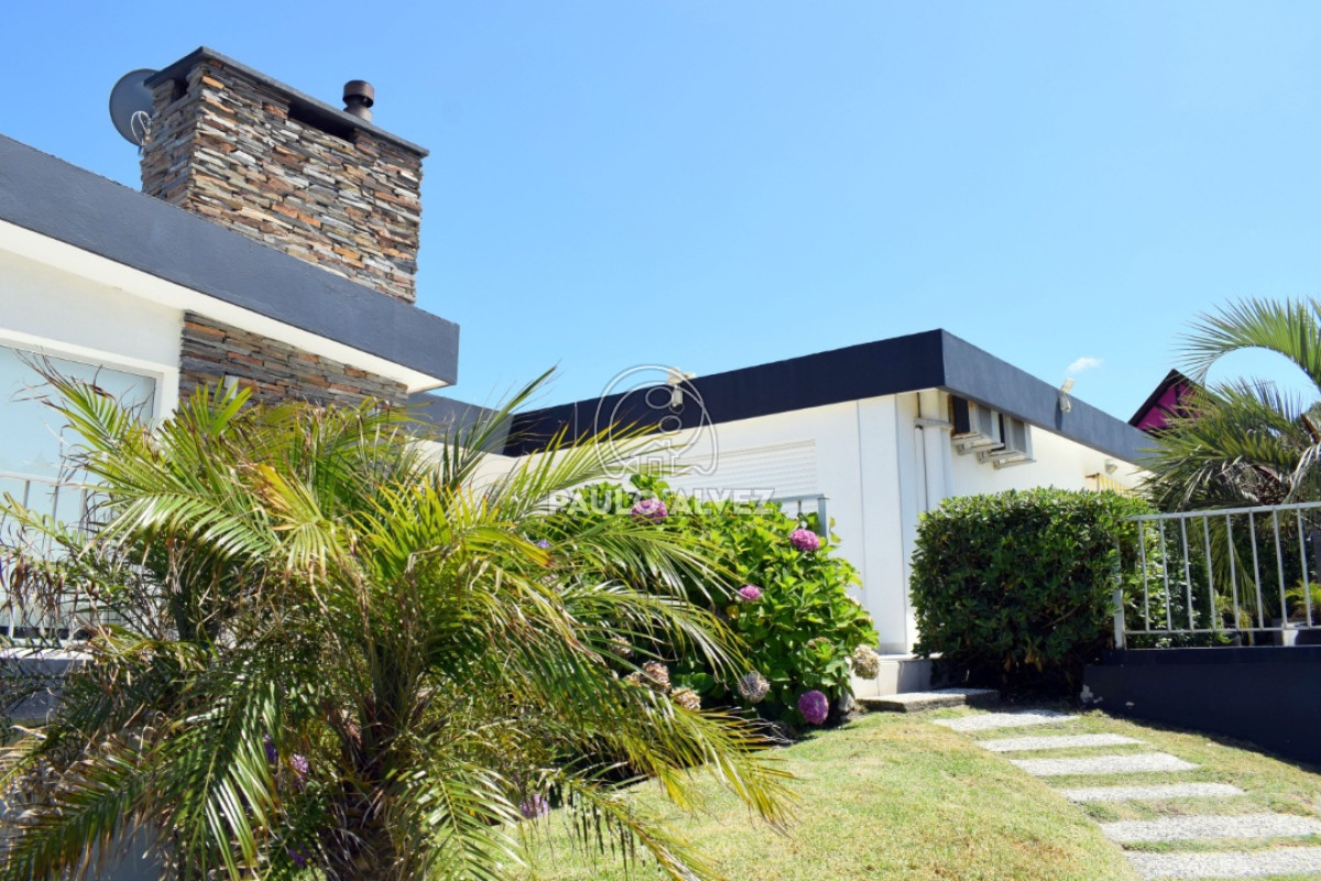 Playa Hermosa - GoPunta - Portal Inmobiliario de Punta del Este - Maldonado