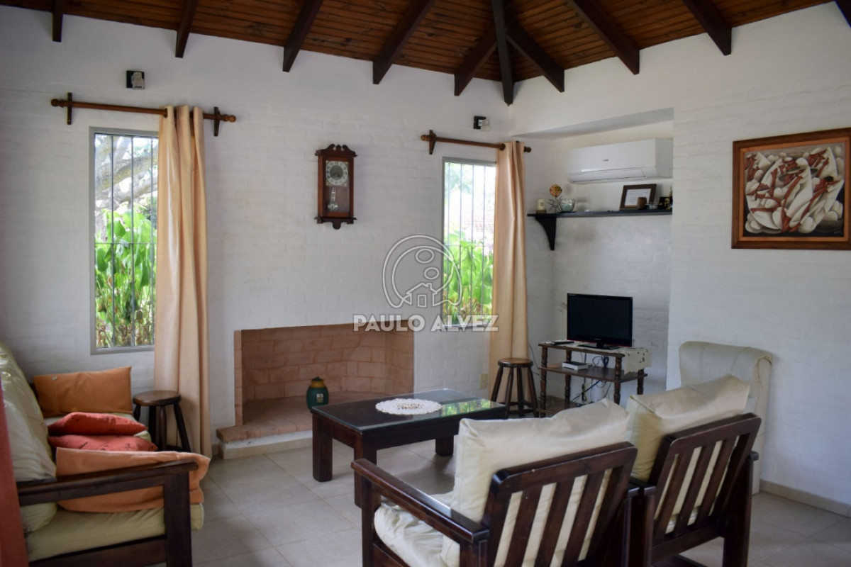 Playa Hermosa - GoPunta - Portal Inmobiliario de Punta del Este - Maldonado