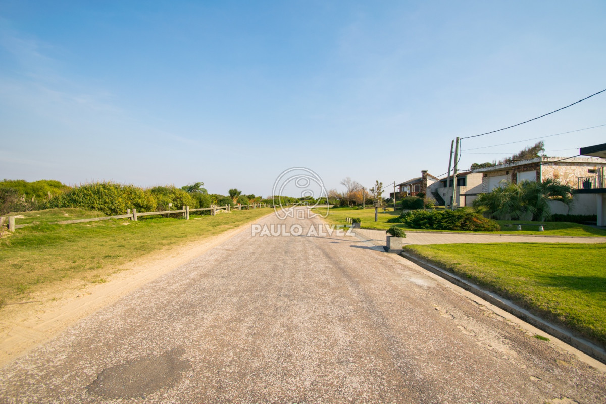 Playa Hermosa - GoPunta - Portal Inmobiliario de Punta del Este - Maldonado