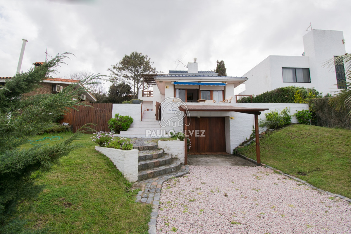 Playa Hermosa - GoPunta - Portal Inmobiliario de Punta del Este - Maldonado