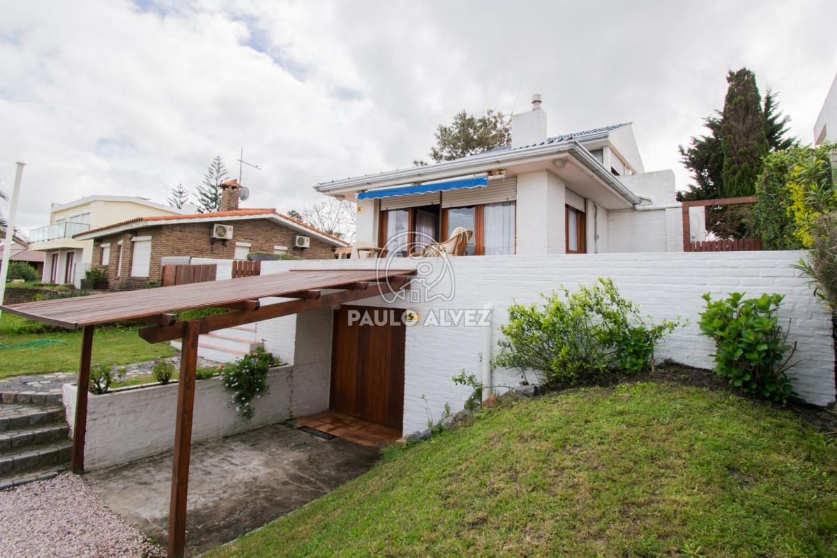 Playa Hermosa - GoPunta - Portal Inmobiliario de Punta del Este - Maldonado