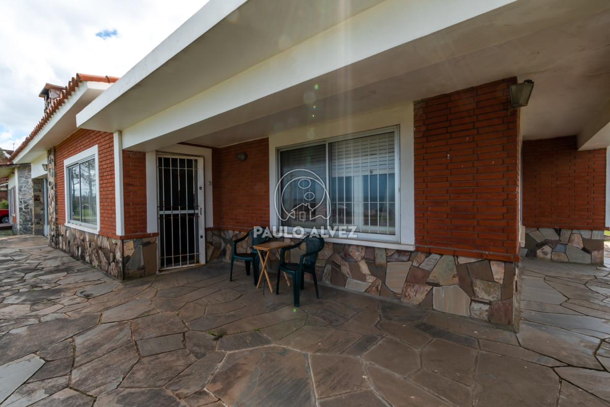 Playa Hermosa - GoPunta - Portal Inmobiliario de Punta del Este - Maldonado